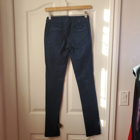 ❗❗3/$20 Dark Washed Jeggings - Picture 4 of 4
